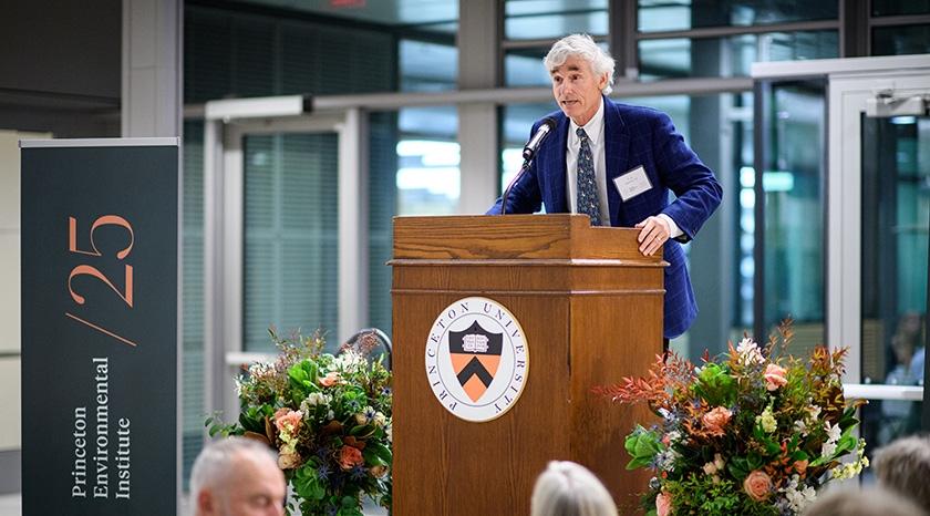 Tom Barron speaking at the PEI Forum