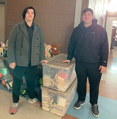 Kelton Chastulik '21 book drive